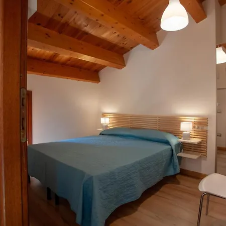 The 2nd Floor Appartement *